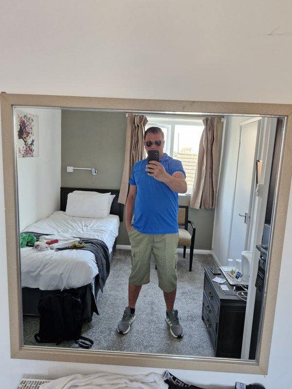 Professional Male seeks a double room Main Photo