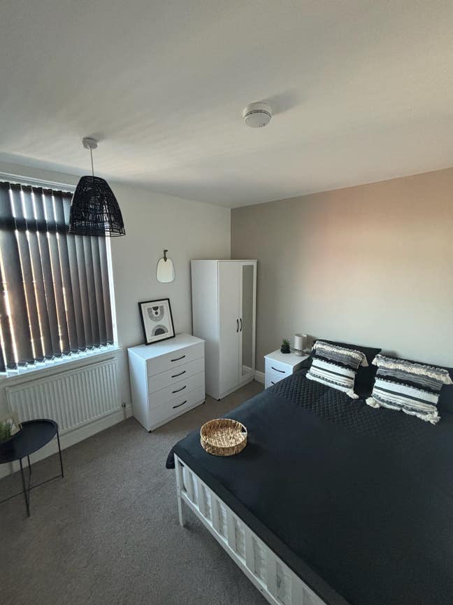 Double Bedroom  50% OFF 1ST MONTH Main Photo