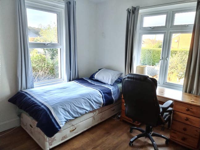 1 large single room to rent in a shared house  Main Photo