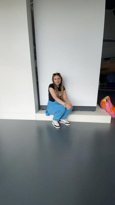 26 year old Female seeking double room Main Photo