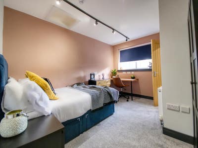 Stylish Double En Suite - Old Town Main Photo