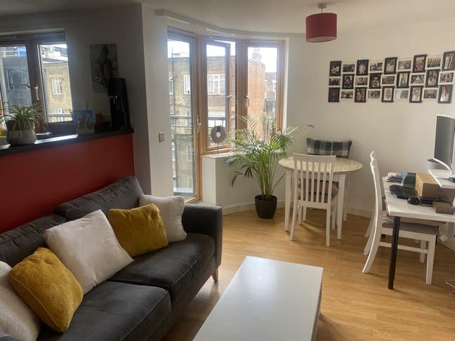 1 bed flat in amazing location Main Photo