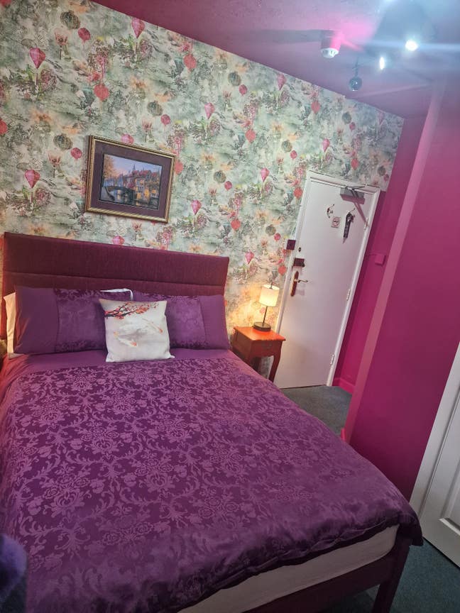 One Bedroom with Ensuite, Ground floor Main Photo