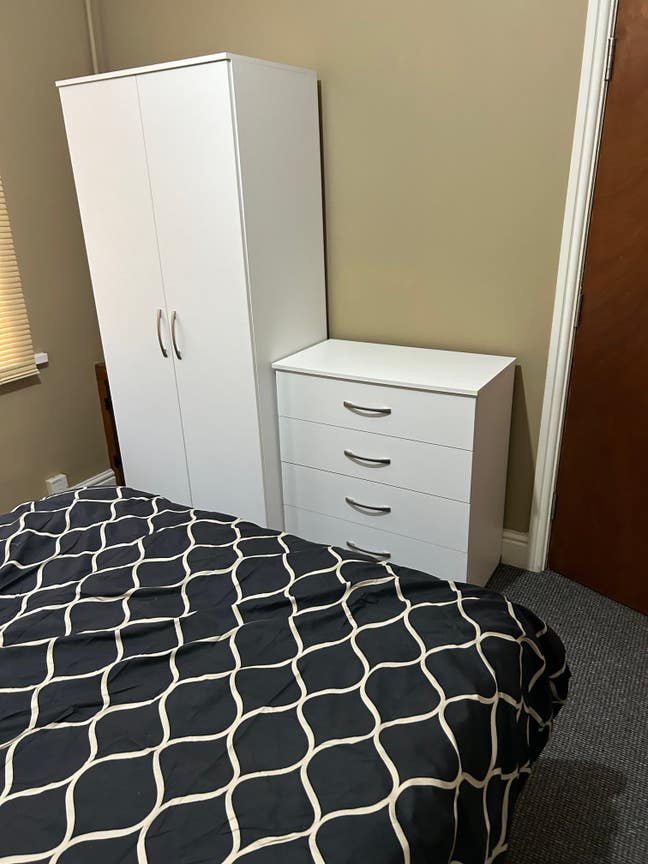 Warm Comfortable Rooms Main Photo