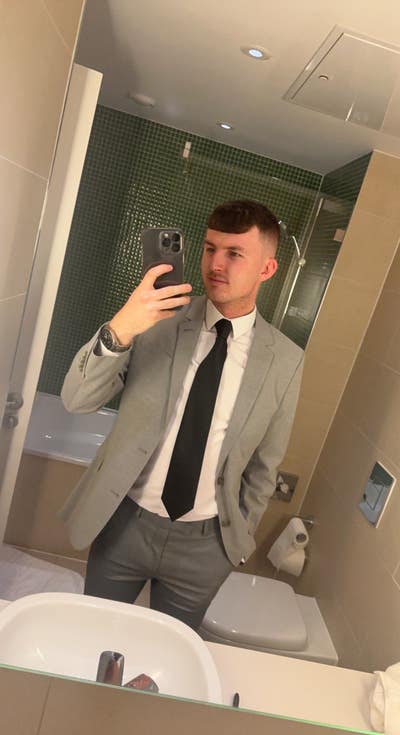 I am a male aged 25, I am looking for a doubl... Main Photo