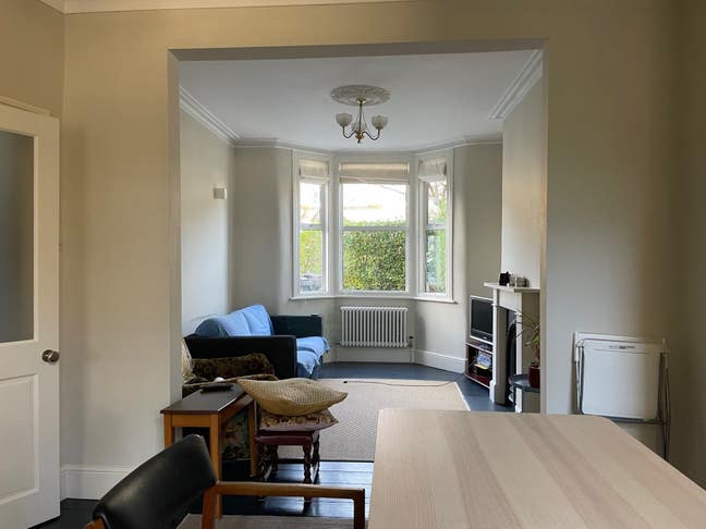 Room in terraced house Main Photo
