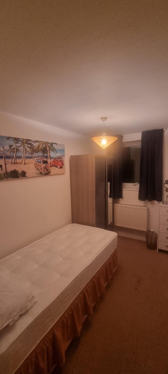 Single room to rent Main Photo