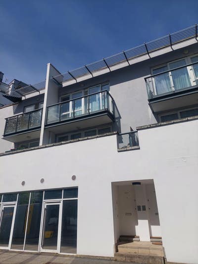 En-Suite with Balcony, Wandsworth Main Photo