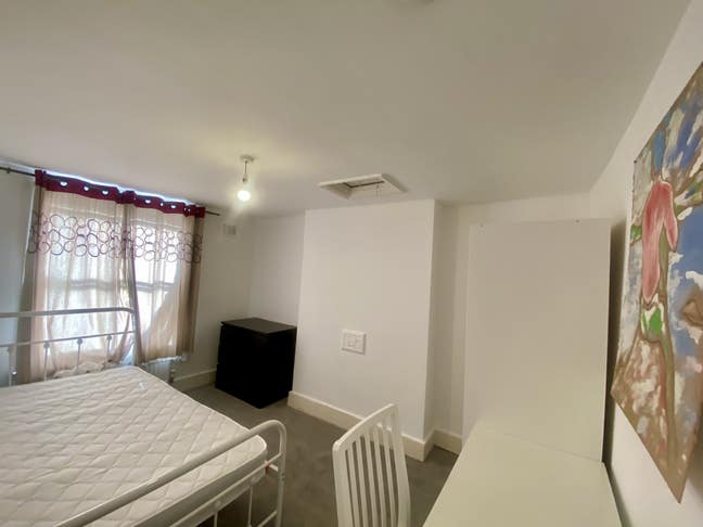 Newly Refurbished Rooms in an Excellent Location Main Photo