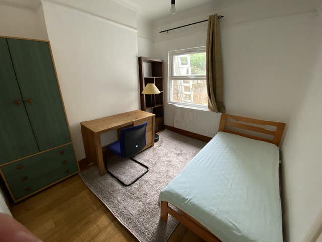 Single room to let in Lewisham up to 7 months Main Photo