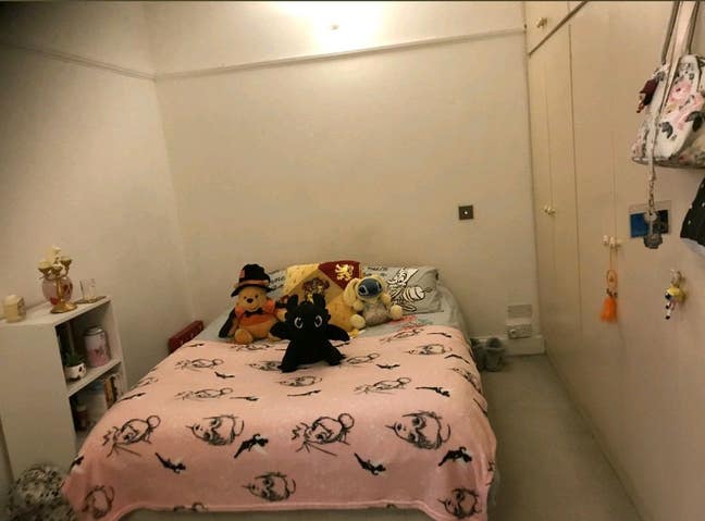 Large double size room furnished in finchley rd Main Photo