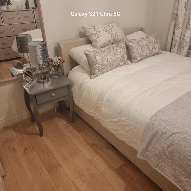 Lovely Double Room, 5-6 Mins Walk to Train Station Main Photo