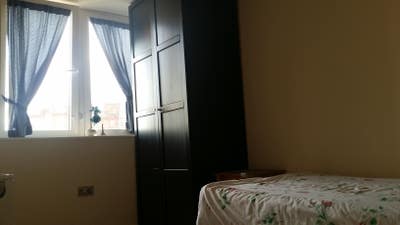 Spacious Double room in Great Location Main Photo