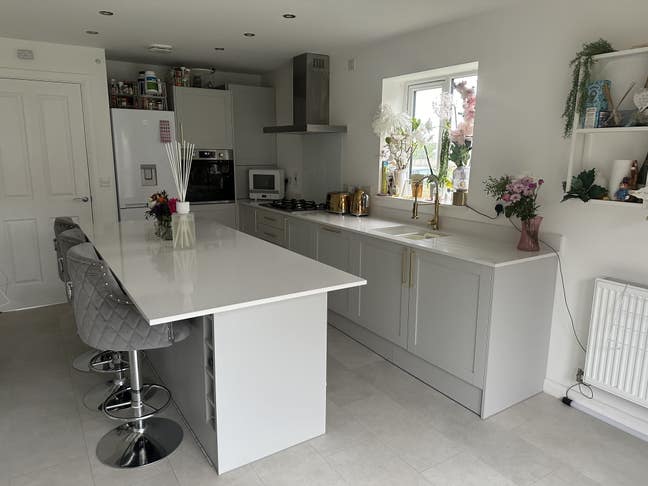 1 Sgl & 1 En-Suite New Modern Durham - Short Term Main Photo