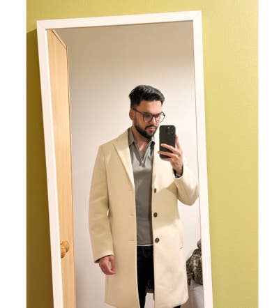 Professional scientist seeking room | move in asap Main Photo