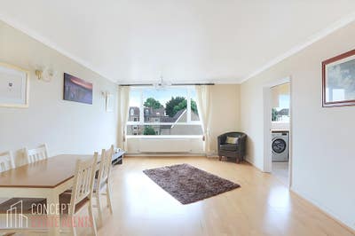 2 Bedroom flat on Heathfield Road, Wandsworth,SW18 Main Photo