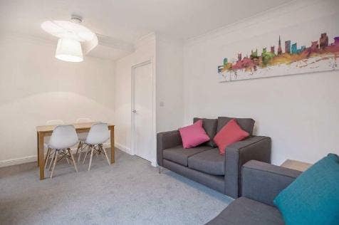 🚨 Room available from Jan 2026🚨 short term 8m Main Photo