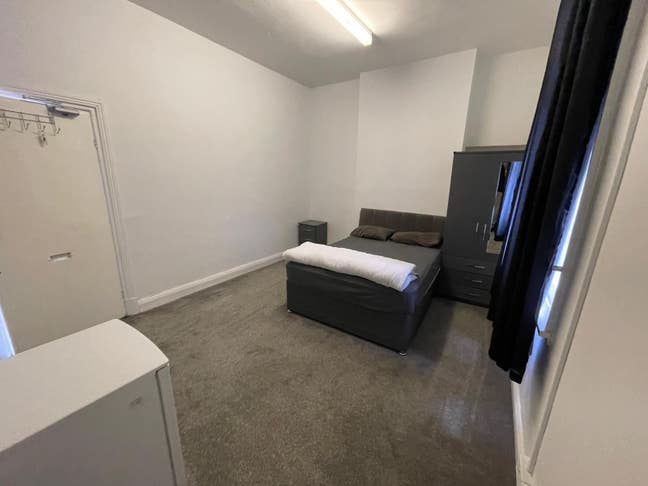  DOUBLE room available in Town Centre Main Photo