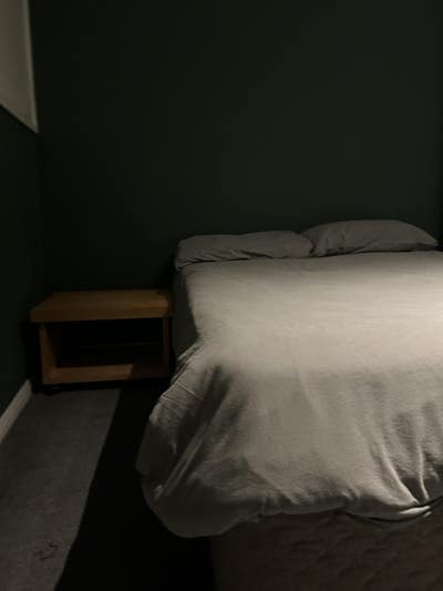 Recently Decorated Double Room (&pound;750 inc Bills) Main Photo