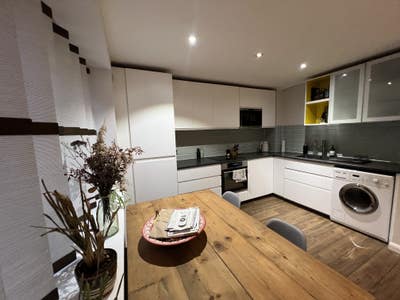 Dbl room avail in a beautifully converted church Main Photo