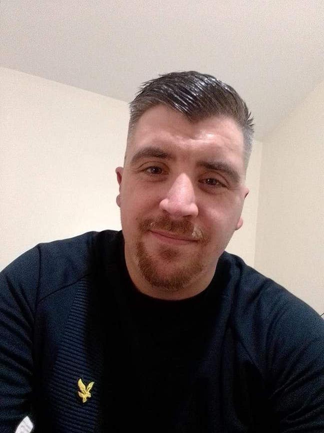 Male looking for a room .  Main Photo