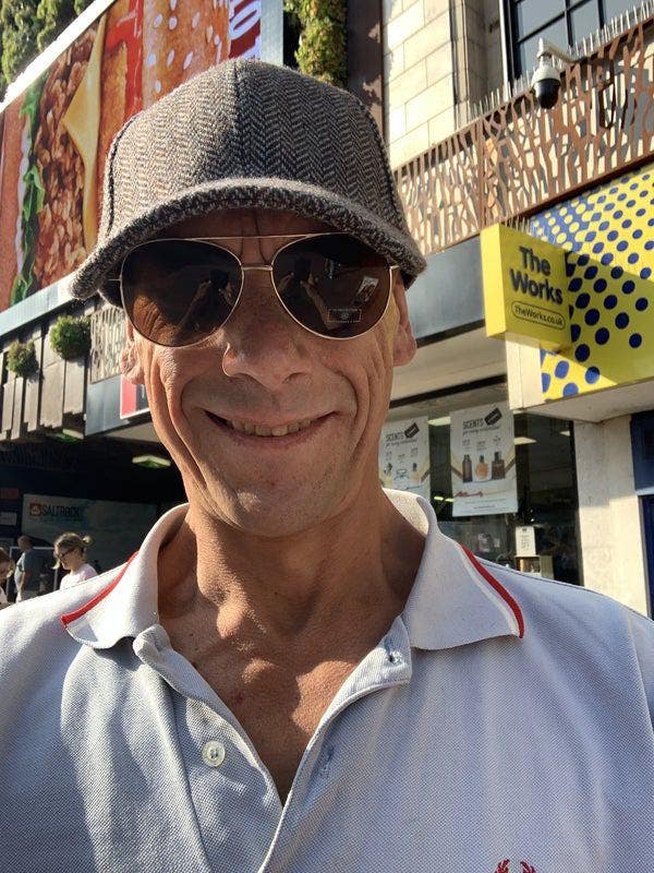 Peter professional builder . Main Photo