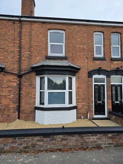 Executive Modern Double Room in Refurbished House Main Photo