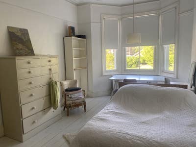 Beautiful room in period house Main Photo