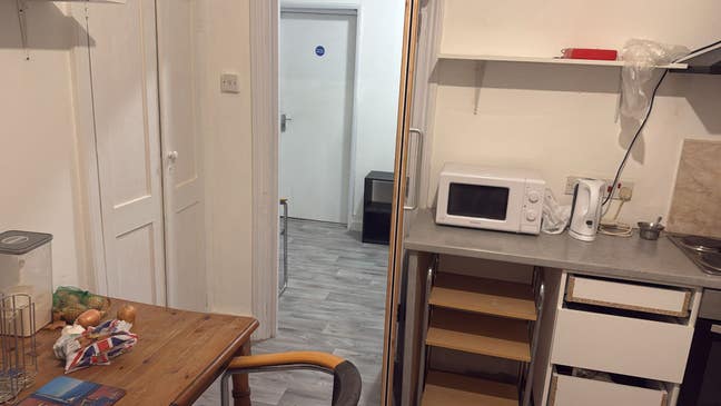 Well furnished completely new rooms  Main Photo