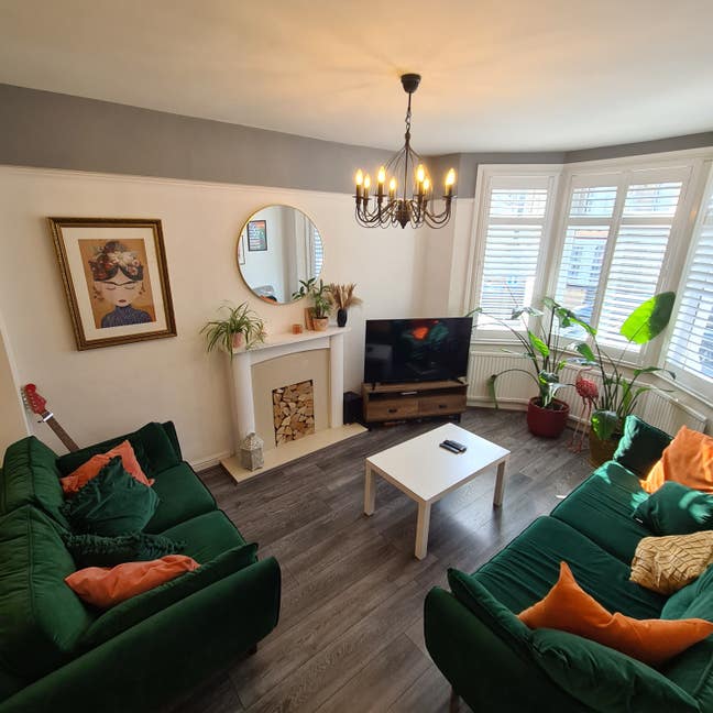 Large Double Fully Furnished All Bills Incl Main Photo