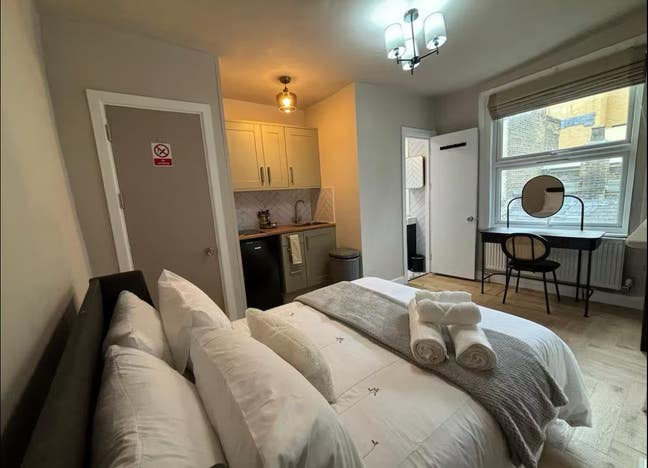 Cosy Studio in the heart of Camden shortlet  Main Photo