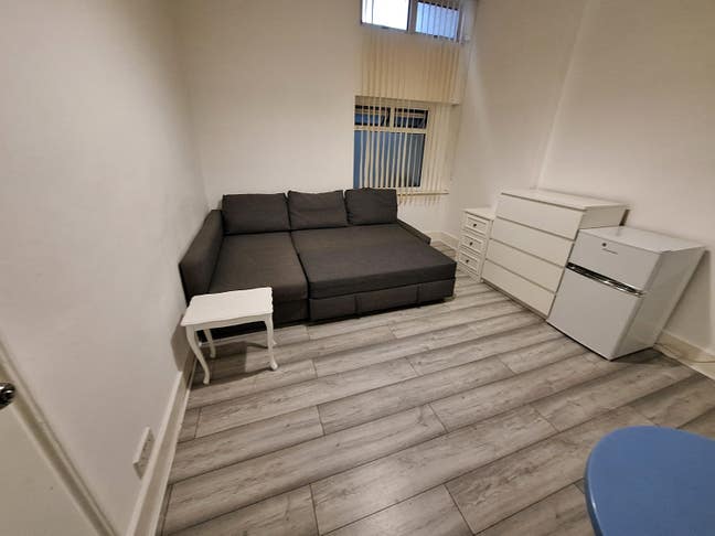 Beautiful double room, all bills included  Main Photo