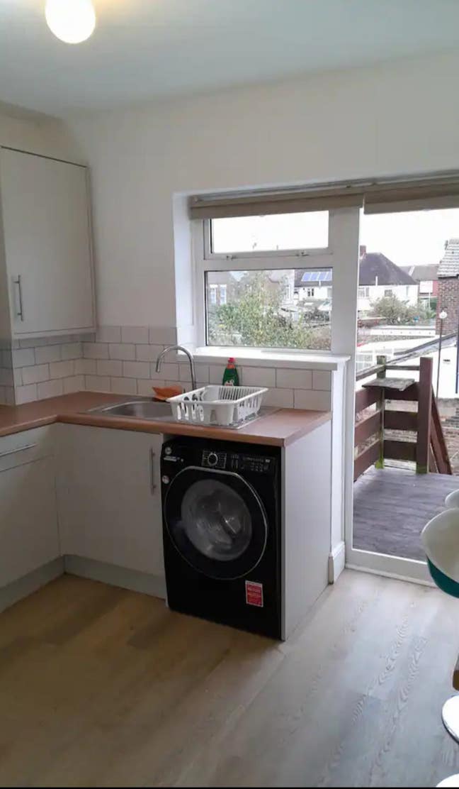 Peaceful double bedroom  Main Photo