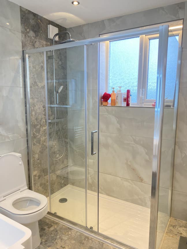 🏡  Exceptional 4-Bedroom, 4-Bathroom House to let Main Photo