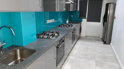 Luxury House Share Main Photo