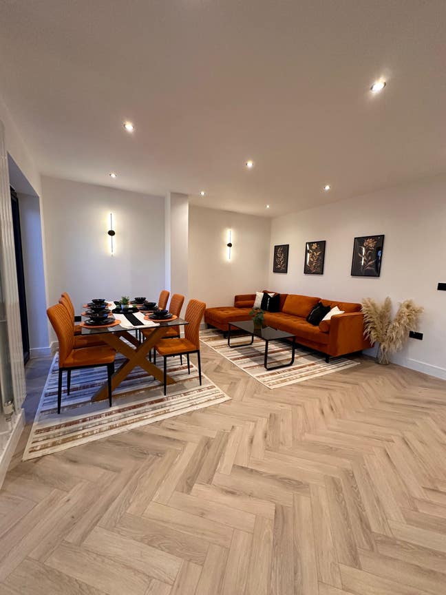 Luxury Private Room with all Bills included Main Photo