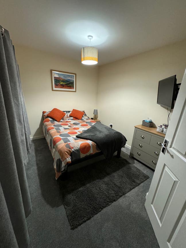 Double room for rent &pound;130p/w Main Photo
