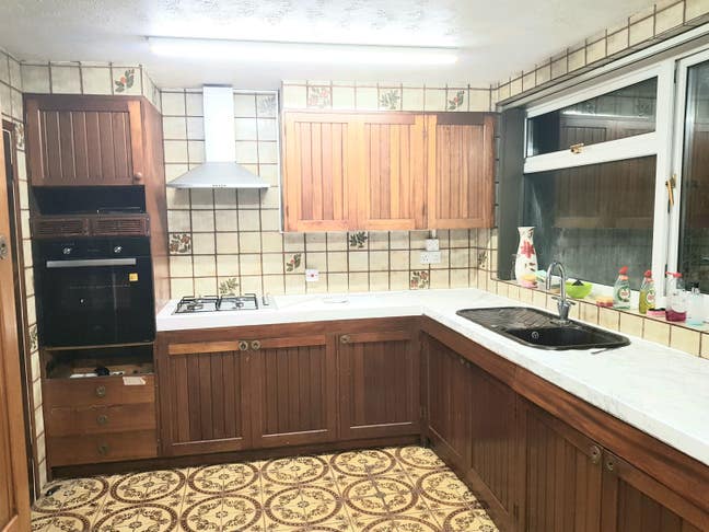 Lovely Double Room, Furnished, Great Connectivity  Main Photo