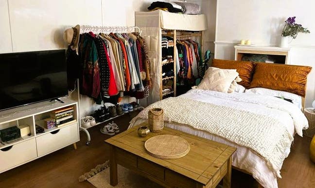 Studio  Flat Short   Term   Let Females  Preferred Main Photo