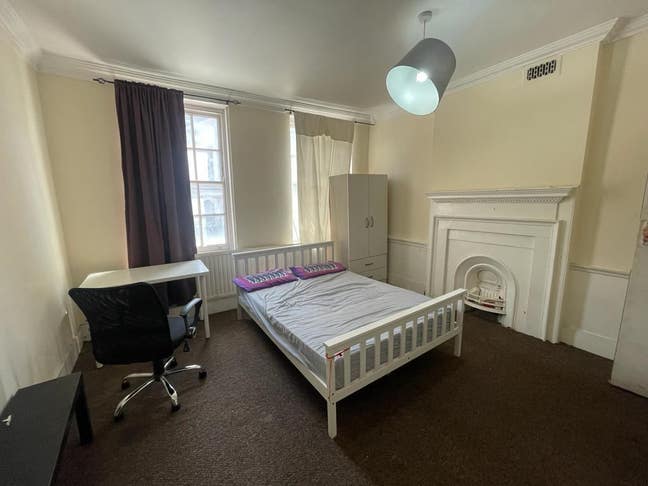 Great Double Room 1 Min To Whitechapel Station Main Photo