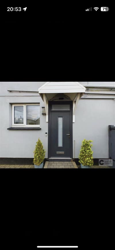 Room in quiet professional house Main Photo