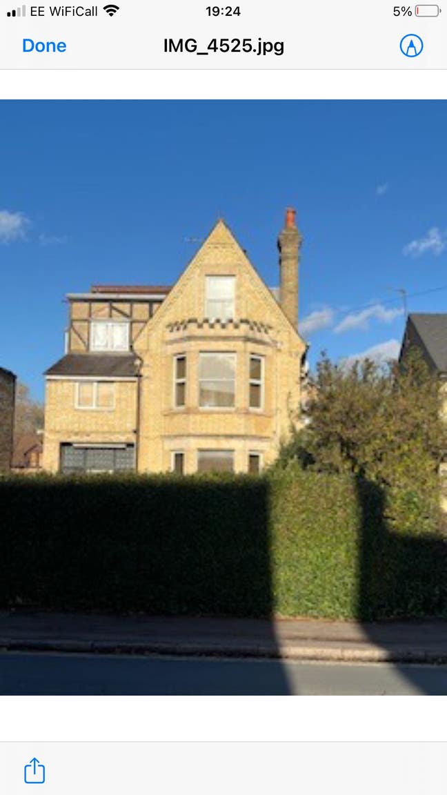 Victorian house Main Photo