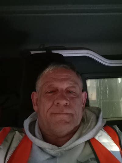 Looking to move in 02/01/2026 Main Photo