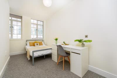 City centre flat share (4AW) Main Photo