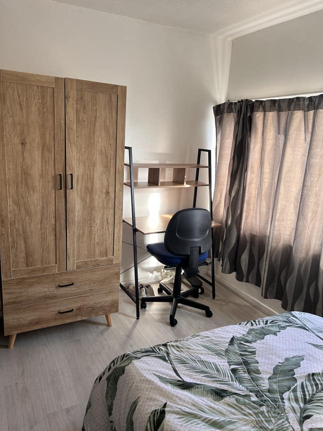 Double Room in a Shared House in Mitcham Main Photo