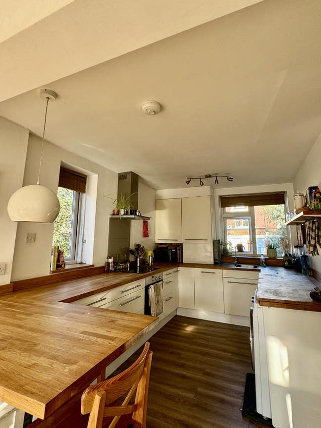 Double Bedroom in Stoke Newington! Main Photo