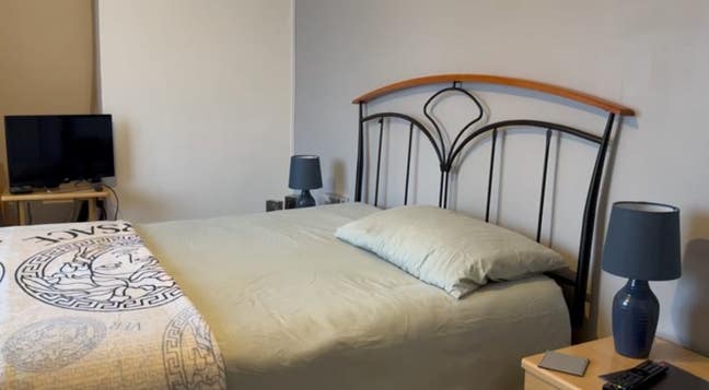 Superb Single Room to Let in Bedford (UK) Main Photo