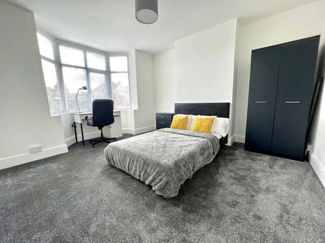 ⭐️Prime Location - High Quality Student Room  Main Photo