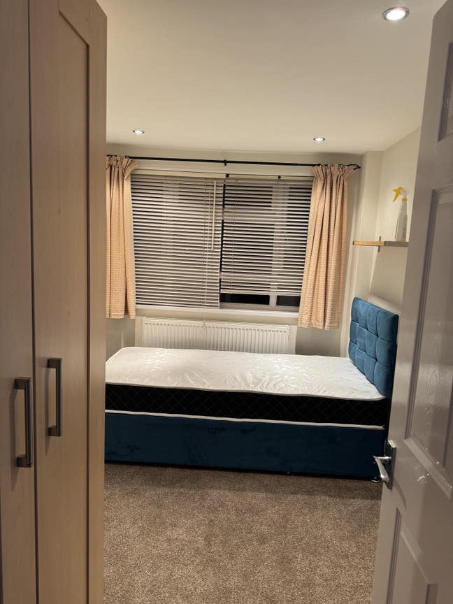 Single room in Walton on Thames Main Photo