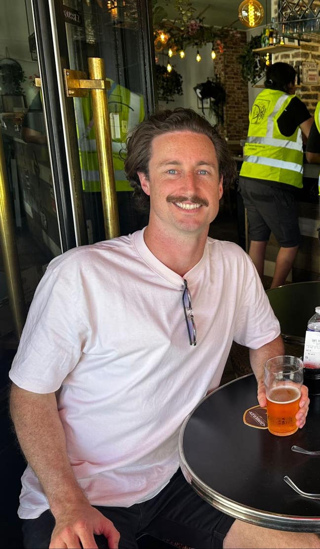 Double wanted around North/North East London  Main Photo